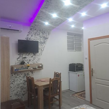 Apartmani Kosjerina Τρέμπινιε Εξωτερικό φωτογραφία